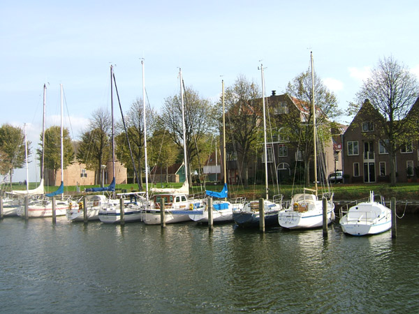 Absegeln_08_57_Medemblik_Hafen