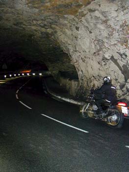 08v_GROTTE