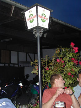 46_unter_der_laterne