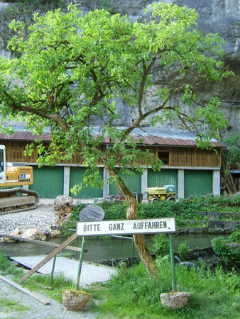 173_abend4_bis_es_rummst