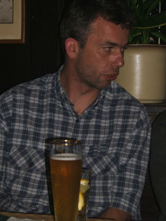 181_abend4_mr_dreitagebart