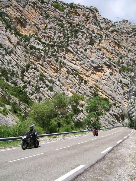 0059a_Felsformation_an_der_N85_nahe_Digne2