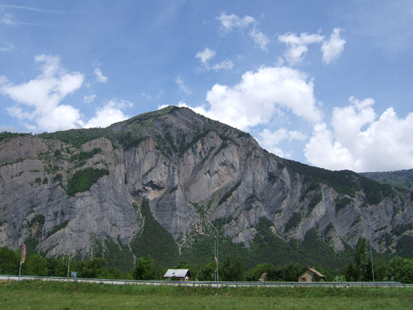 0094c_Felsformation_nahe_Bourg_d_Oisians
