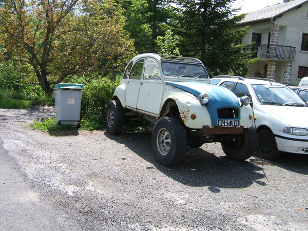 0150_2CV_BIgfoot_Guillestre